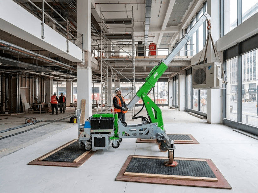 mini grue électrique JMG GREENLIFTER 0.9T avec protection de sol